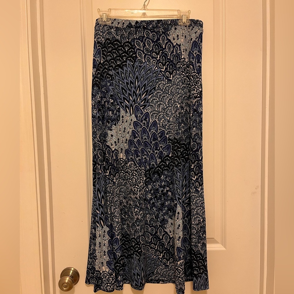 Long skirt